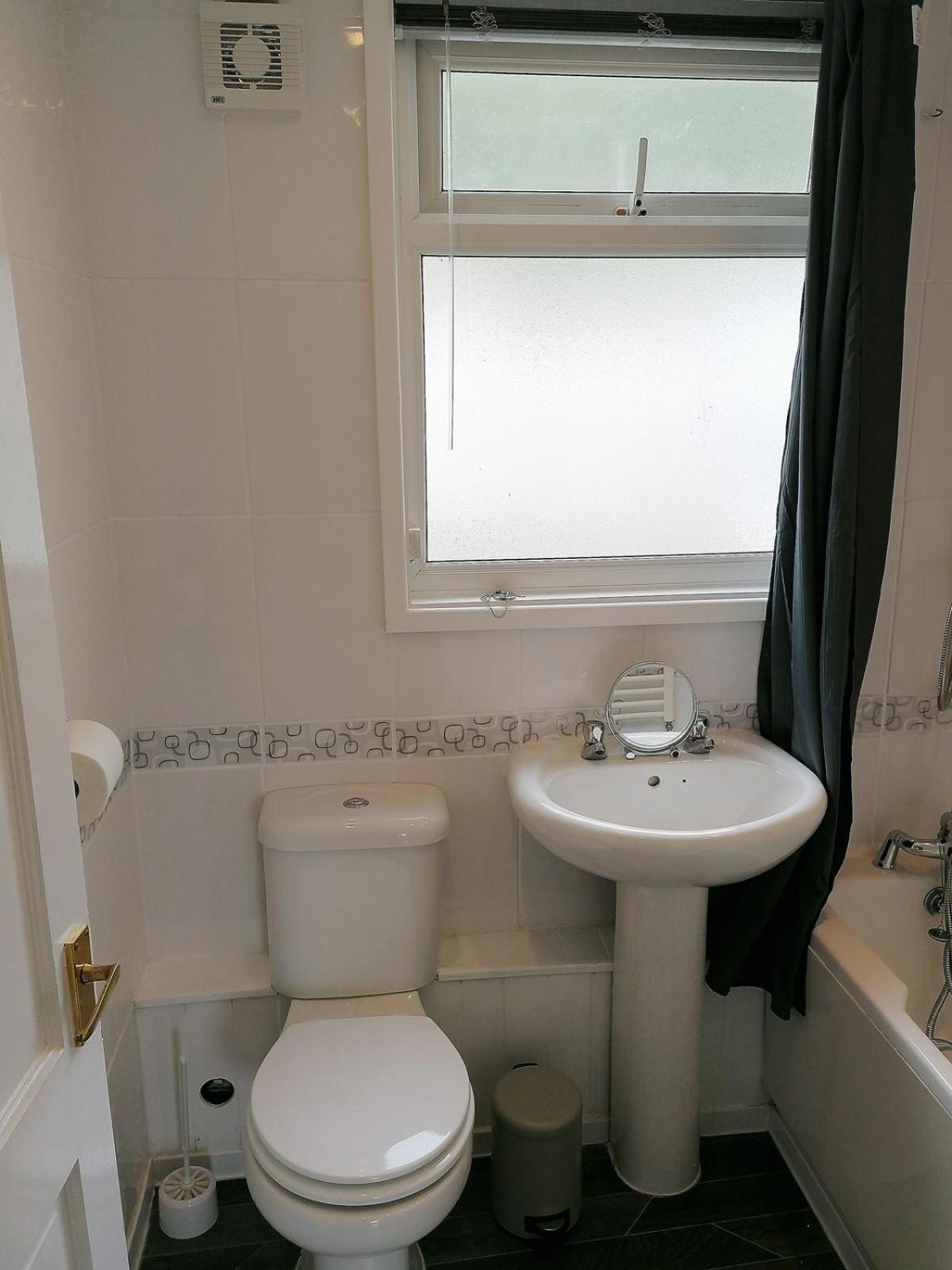 Beach Vista Apartment Three In Бармут Екстер'єр фото